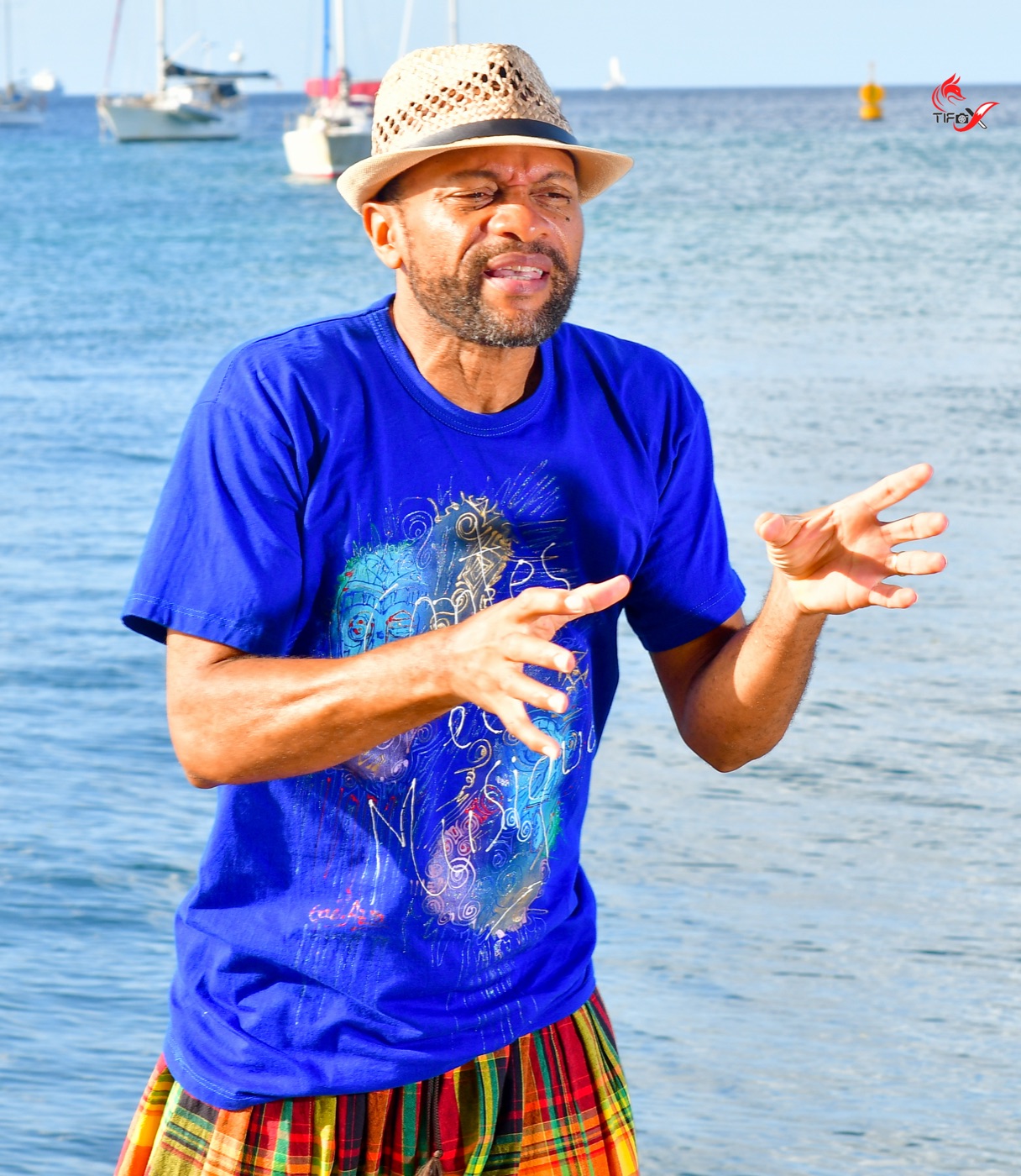 Valer'EGOUY, conteur martiniquais, en pleine narration
